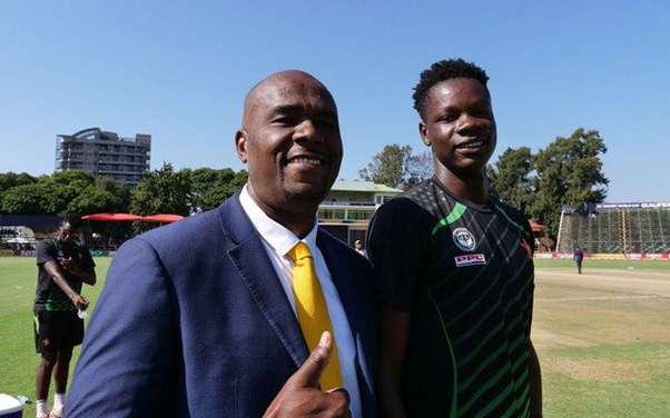 How much do cricket commentators get paid? Quora