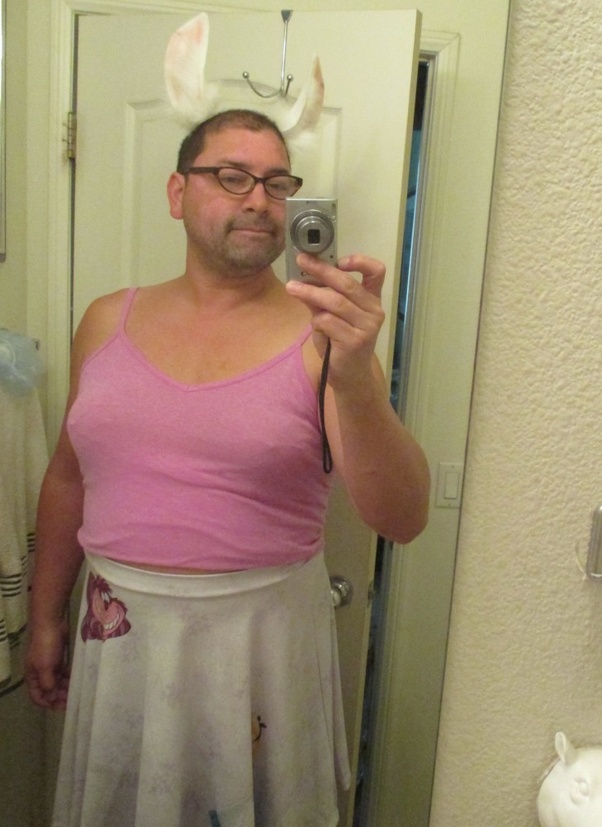 For men that wear bras, are you comfortable wearing all day.? Quora
