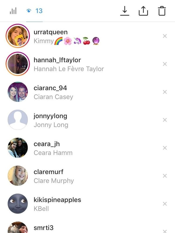 What determines the viewing order of Instagram stories