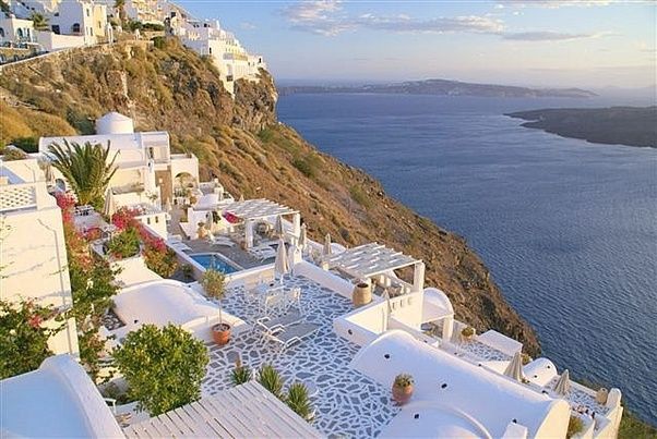 How much does it cost for a trip to Greece for 7 days from India? Quora