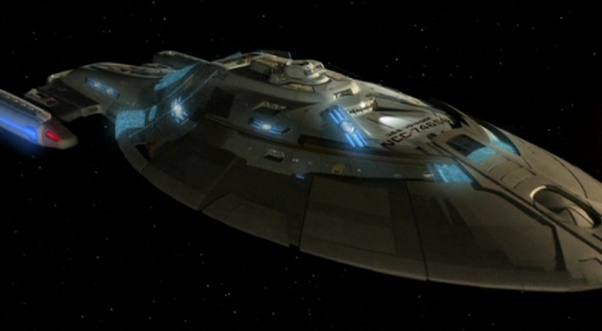 What are the most powerful Star Trek ships that look like a spaceship