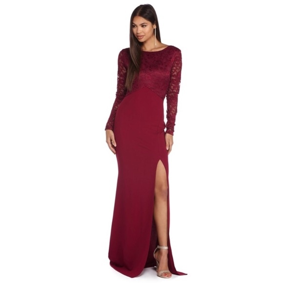 What color of shoes look elegant with a formal burgundy long dress? Quora