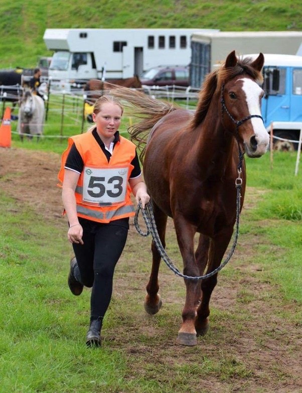 What are the best ideas for a horseriding outfit? Quora