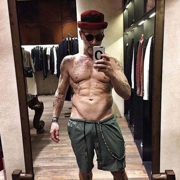 Can a 56yearold man still develop some 6pack abs and shape his body