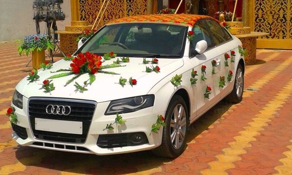 Who provides the best luxury wedding car rental service in