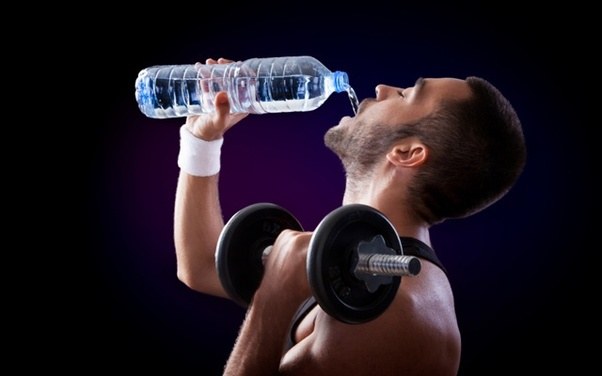 Is it possible to gain weight &amp; muscle without water retention? How