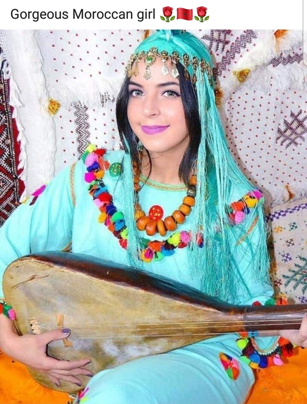 Why do people of African descent have curly hair whereas