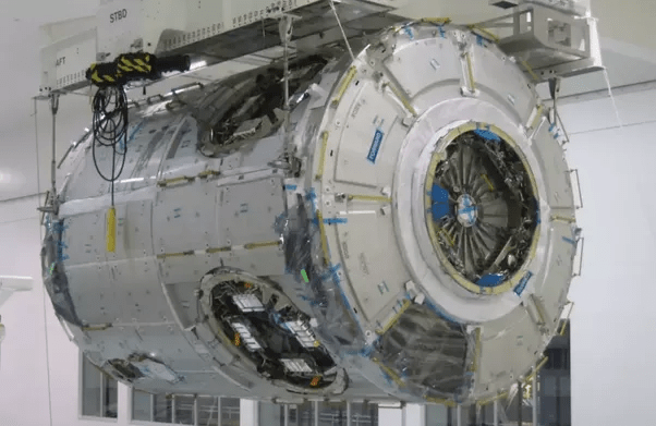 How does the ISS handle the differences between berth and dock? Quora