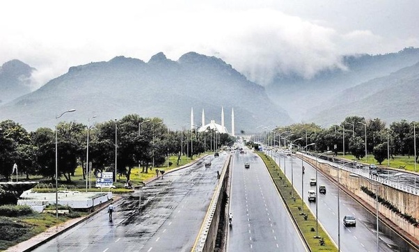Why is Islamabad ranked the second most beautiful capital in the world