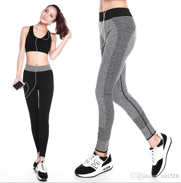 What is the best outfit for ladies going to the gym in
