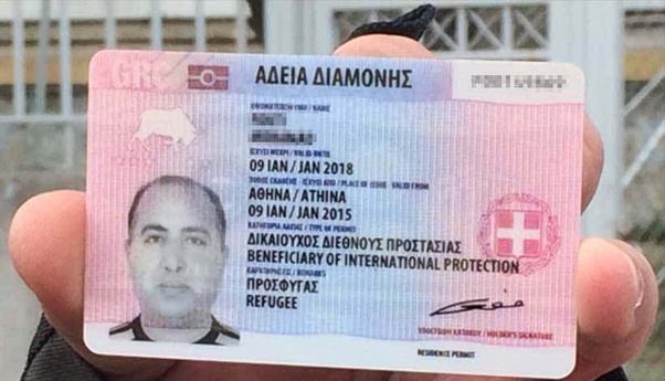 Do nonEU students in Greece receive a temporary residence card or just