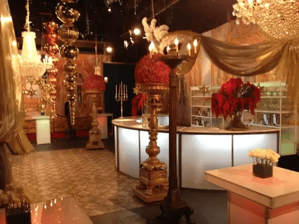 Inexpensive small office Christmas party ideas to avoid.