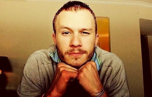 Will brown eyes stop a man from being considered extremely handsome in