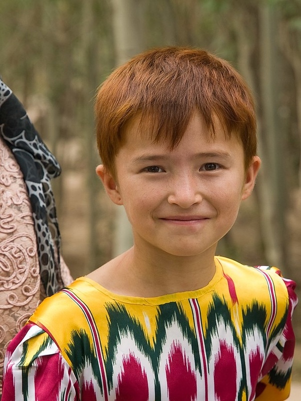 Can Chinese people ethnically have red hair? If so, how rare is it? Quora