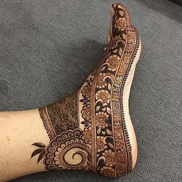 Arabic Mehndi Design With Pencil