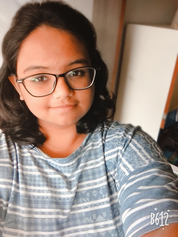 Do you agree that glasses make girls more attractive? Quora