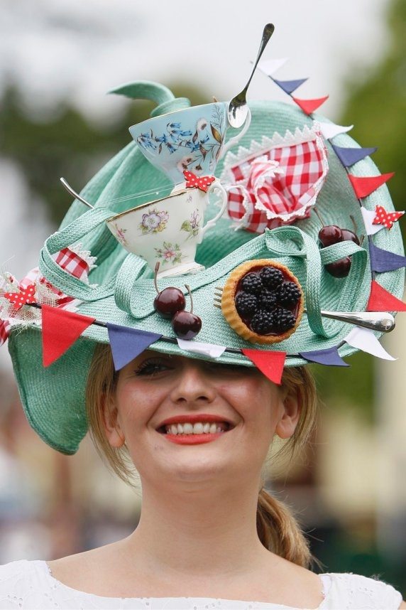 What are some good pictures of crazy hats? Quora