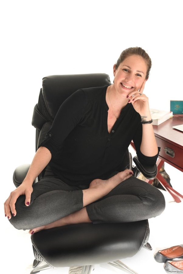 Ergonomics Is it fine if one sits in a chair in Indianstyle crossed