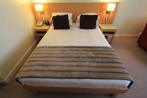 Are Queen Beds Bigger Than King