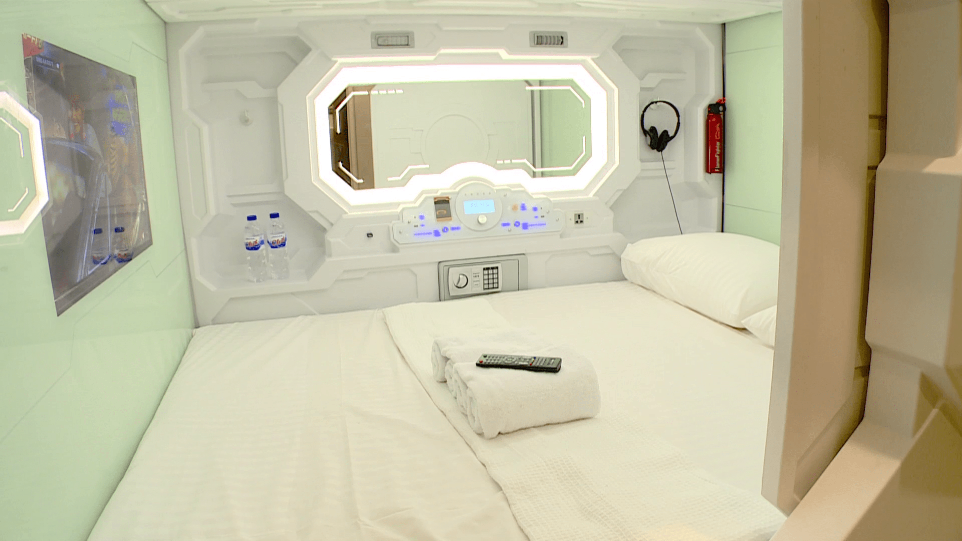 Apakah kapasitas hotel kapsul bisa buat berdua? - Quora