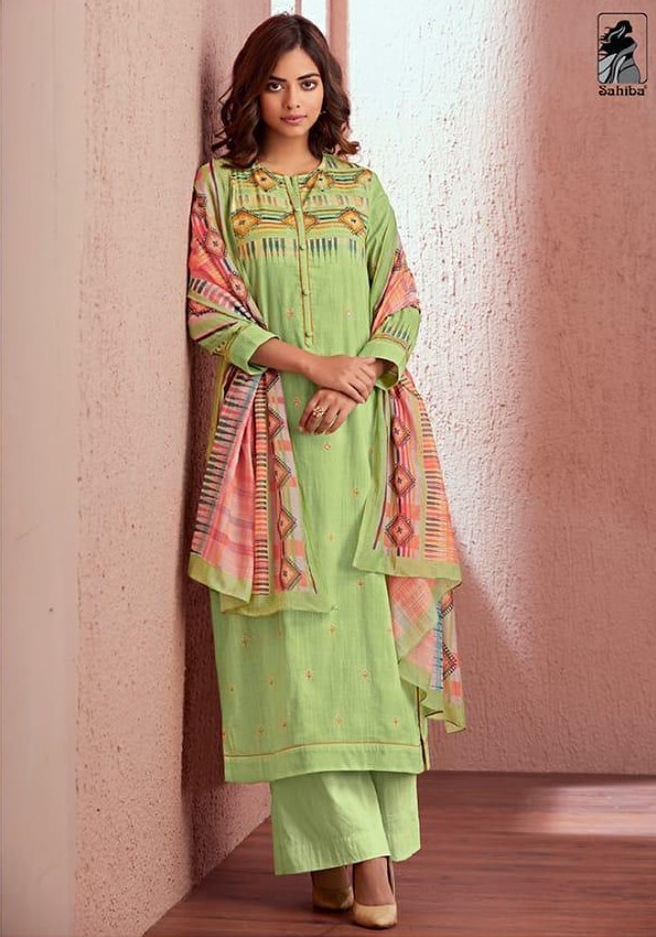 How many ethnic wear brands for women are there in India