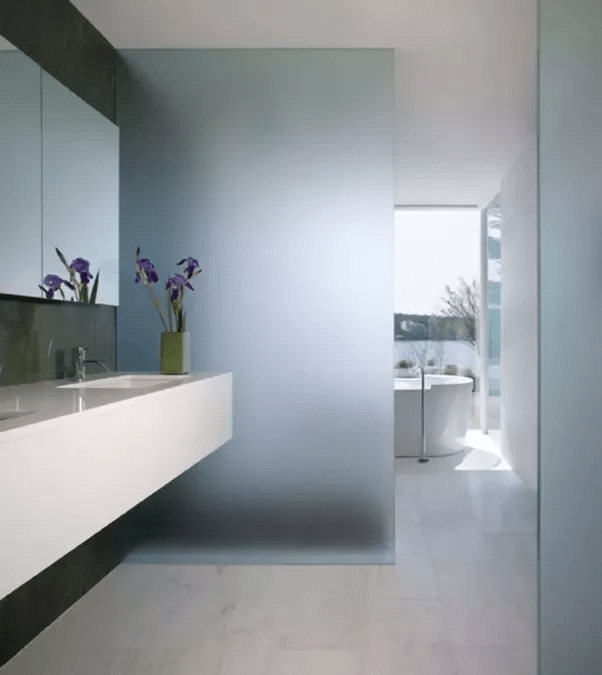 Why hotels have glass wall bathrooms? Quora
