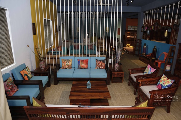 What are the best budget stores to buy furniture in Chennai?
