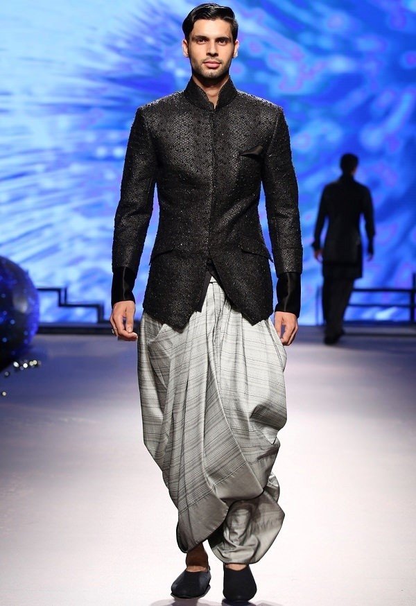 What is dhoti fashion for men? Quora