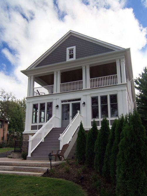 What are the differences between a balcony and a porch