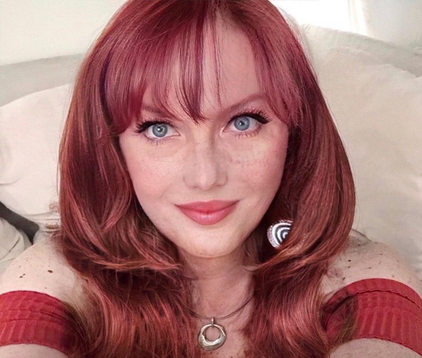 Why are so many people attracted to women with red hair