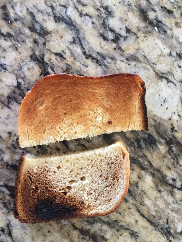 What temperature can one use to toast bread on a microwave