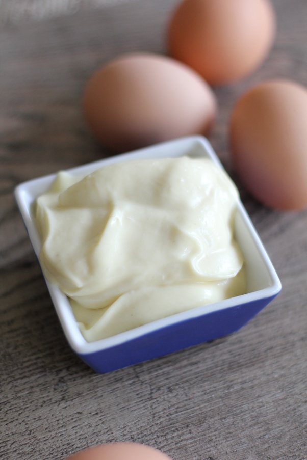 I try to make mayonnaise with one egg yolk and 3/4 cups oil, but I only