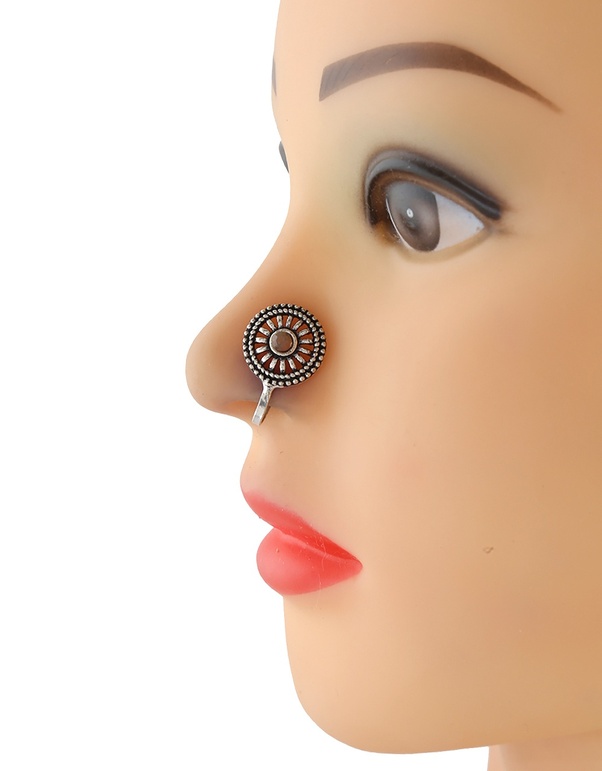 Does nose ring look good on girls? Quora