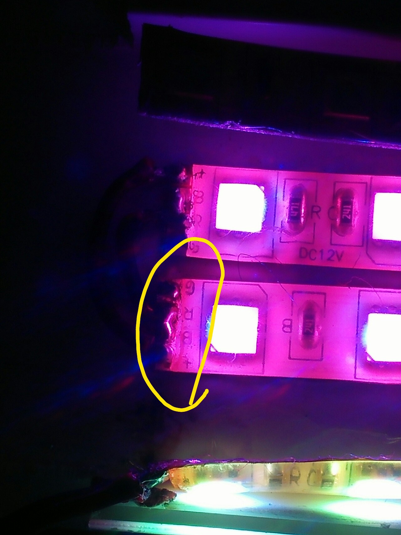 Pertanyaan Anda: Mengapa, ketika saya menyalakan lampu strip LED saya pada  merah, apakah itu hanya muncul pada titik potong pertama? - Quora