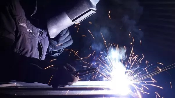 Why Can You Look At Welding Arcs At A Distance Without Damaging The Eyes Quora