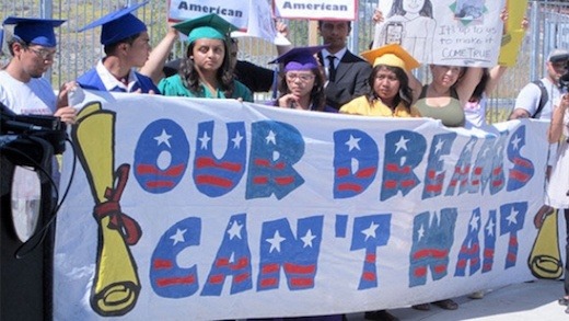 Is an H1B visa holder legally allowed to contribute and benefit from a