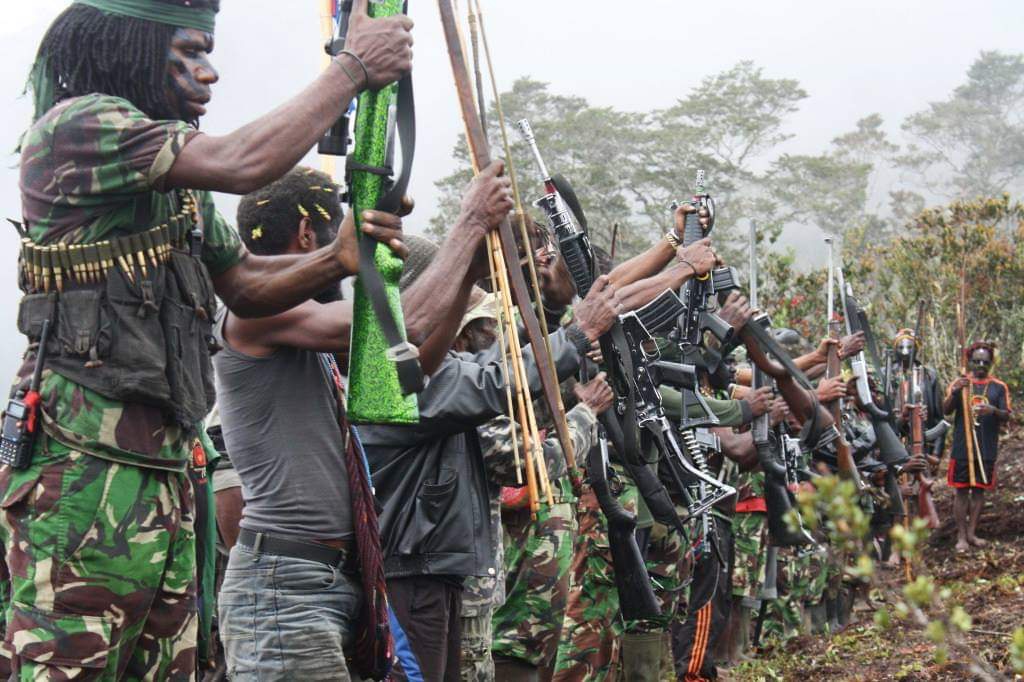 Mengapa Kelompok Kriminal Bersenjata (KKB) Papua dicap sebagai teroris? -  Quora