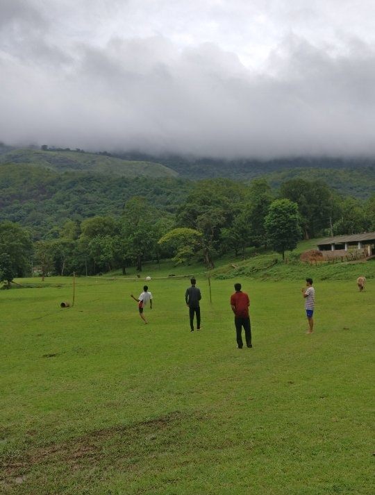 What are the places to see in Quora