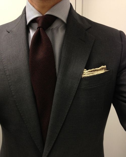 What color tie should I wear with a charcoal suit? Quora