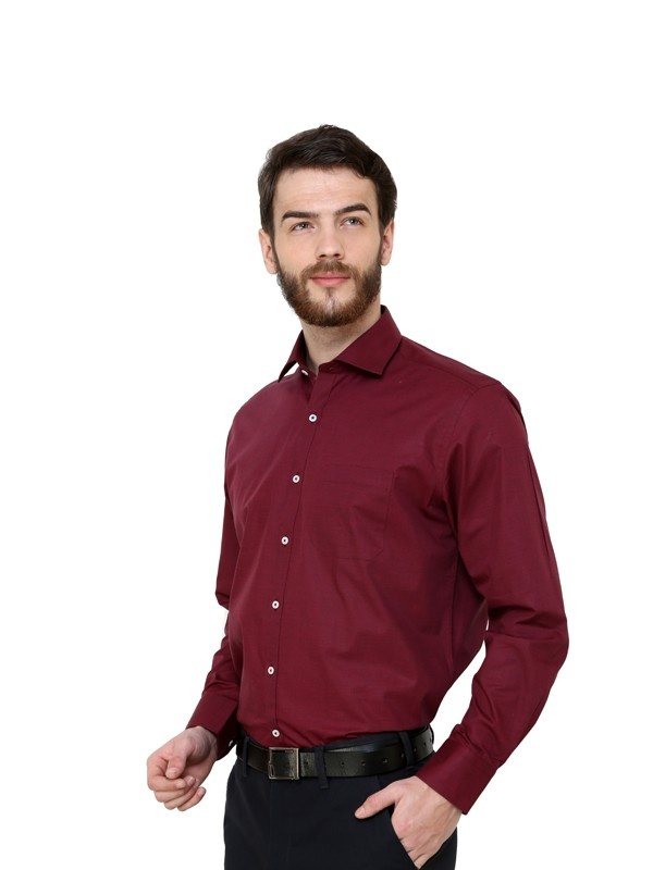 What color of pants should I wear with a maroon shirt? Quora