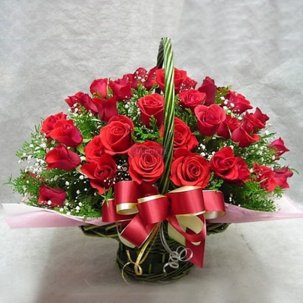 Which is the best online flower gift delivery website in Bangalore with