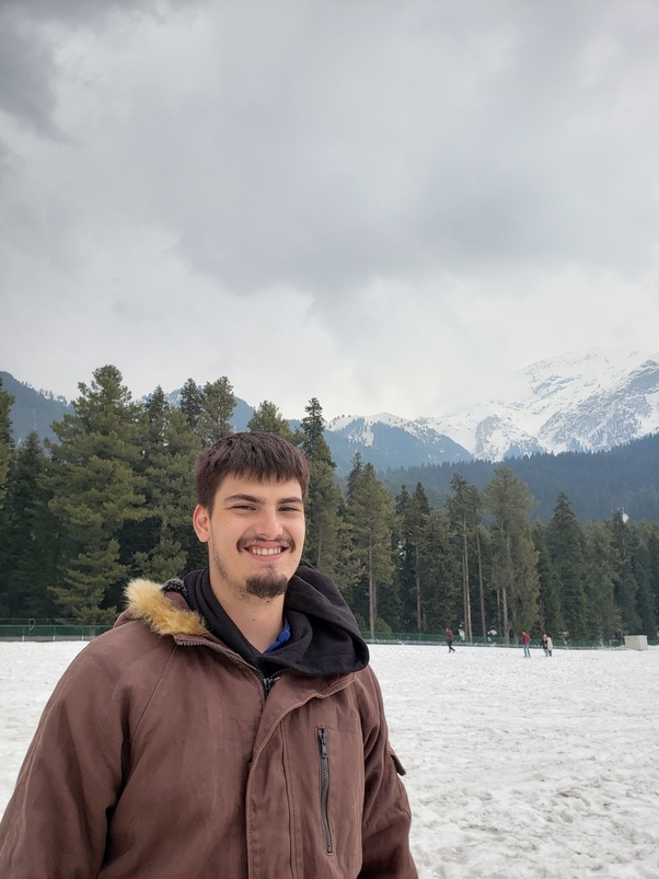 Is it safe to travel to Kashmir in March 2019 despite the