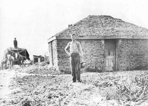 How did the settlers in the American Midwest during the late 1800s