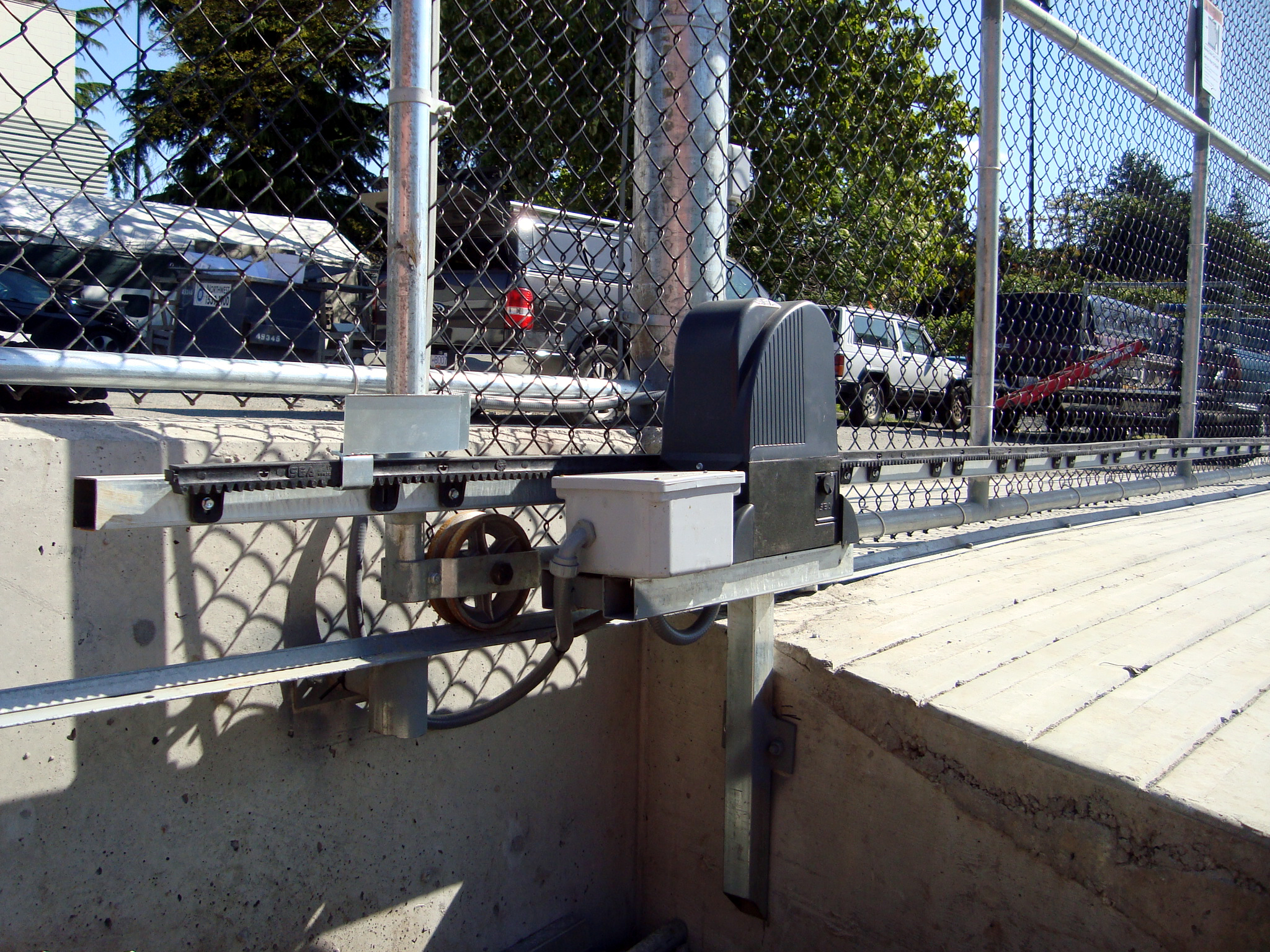 Benefits of Installing Commercial Automatic Security Gates for