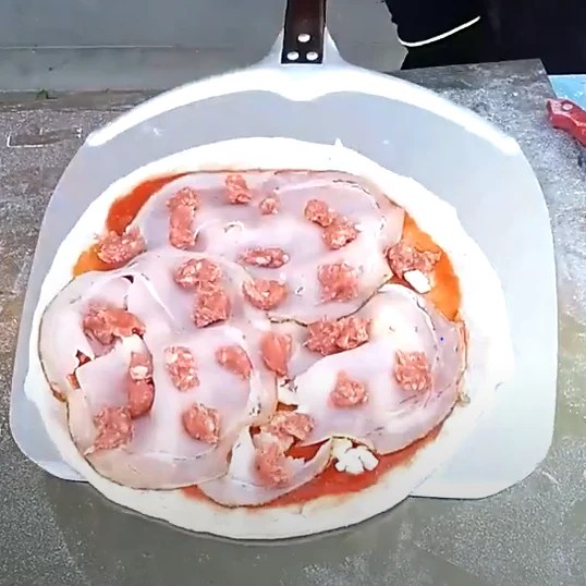 [ QStoves Recipe ] PIZZA WITH PORCHETTA AND ITALIAN SAUSAGE Qstoves
