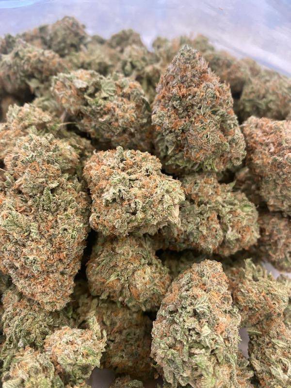 Pineapple Nuken (AAA+) QuadCo