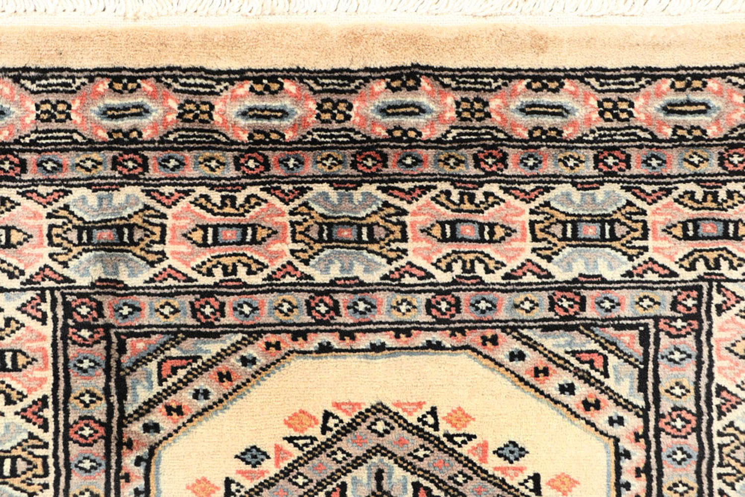 Refurbished Pakistani Rugs Exclusive Collection BUY NOW