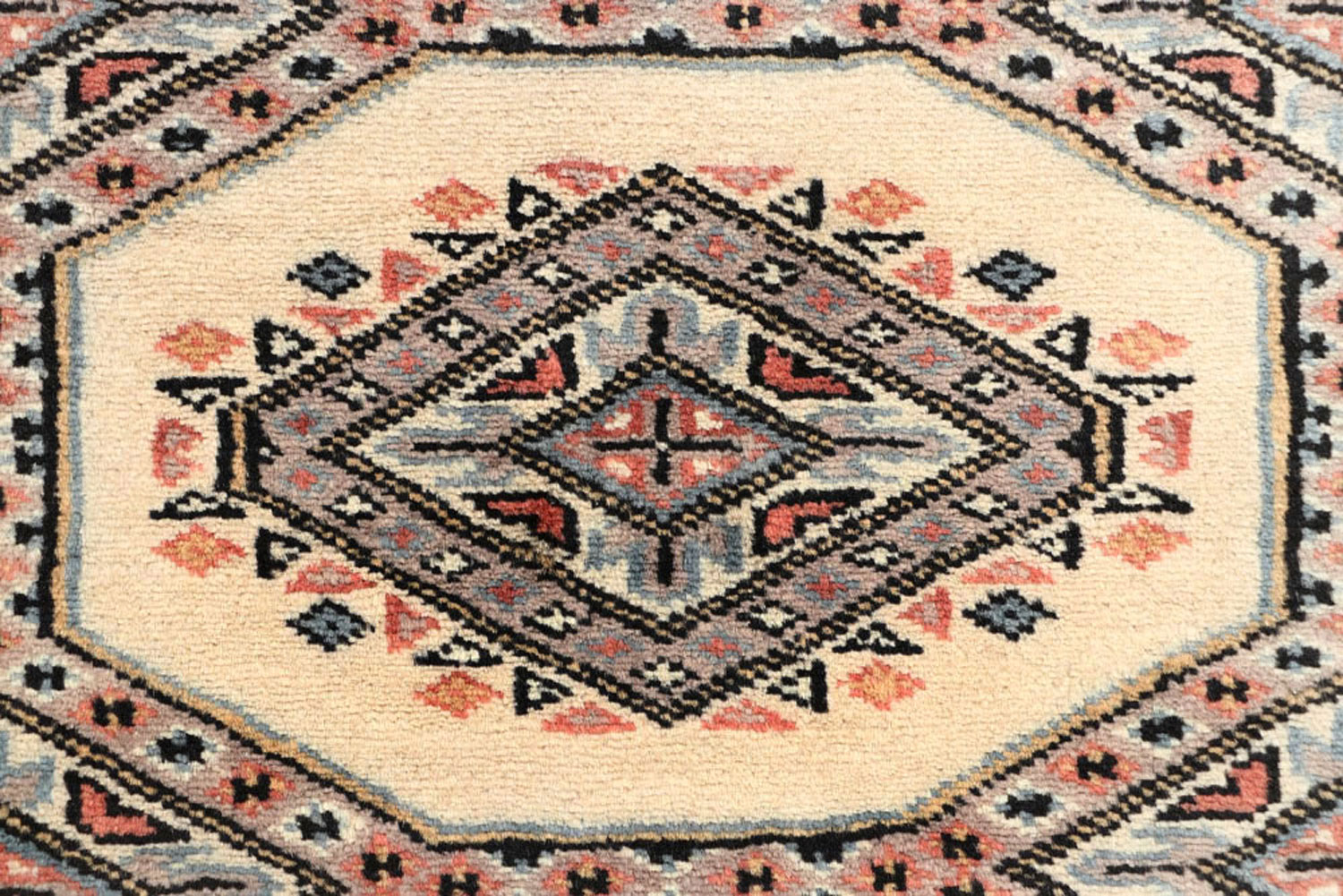 Refurbished Pakistani Rugs Exclusive Collection BUY NOW