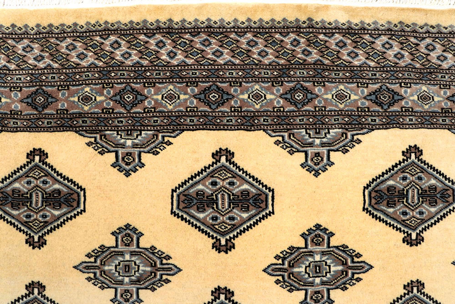 Montreal Rugs Exclusive Handmade Rug Collection BUY NOW