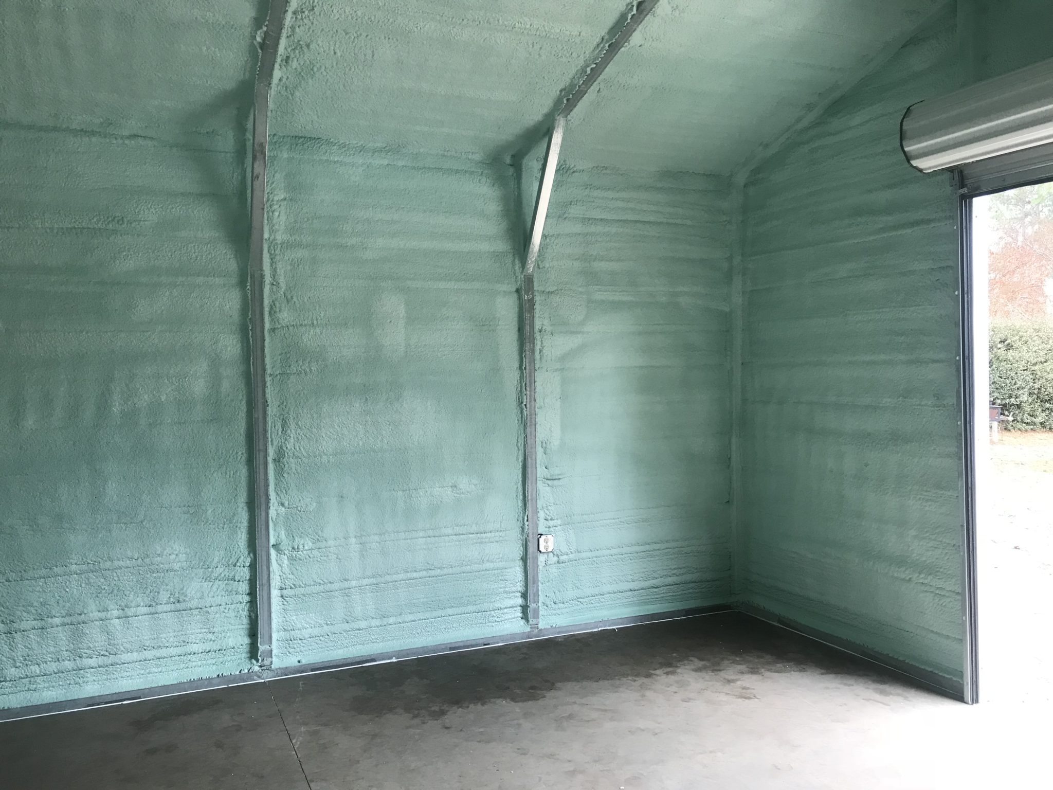 Closed Cell Foam in Metal Building Quality Insulation of Valdosta